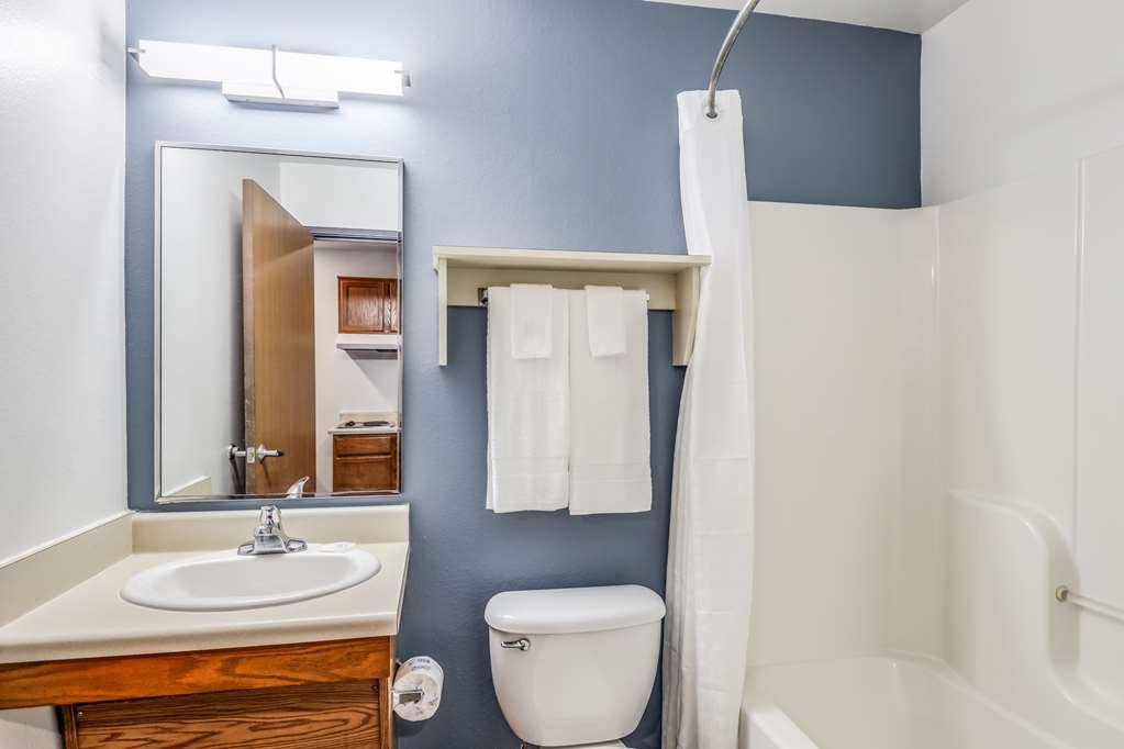 Extended Stay America Select Suites - Tallahassee - East Exterior photo